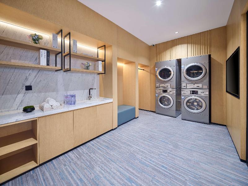 Hilton Garden Inn Huludao Longxing Road image