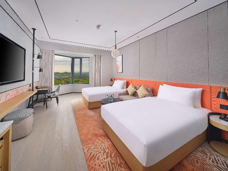 Hilton Garden Inn Huludao Longxing Road image