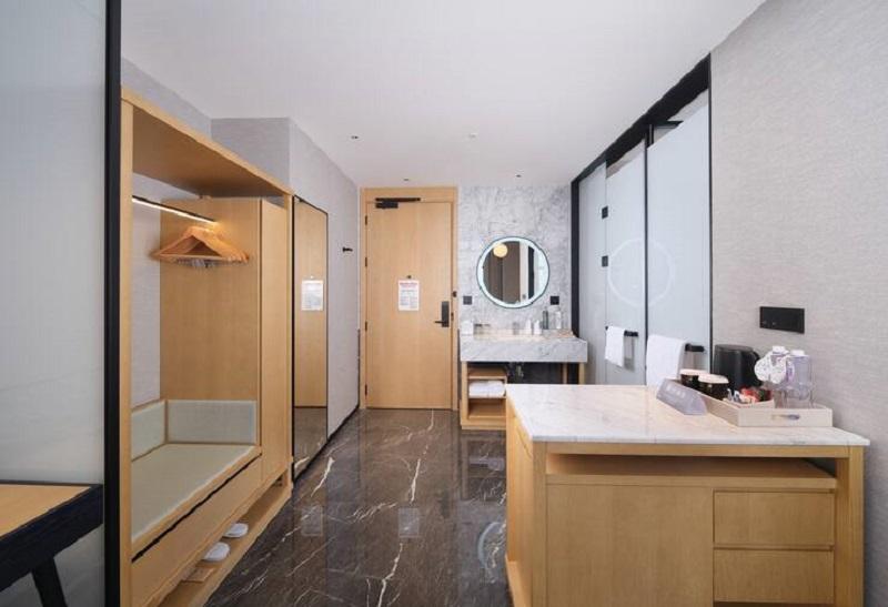 Hilton Garden Inn Huludao Longxing Road image
