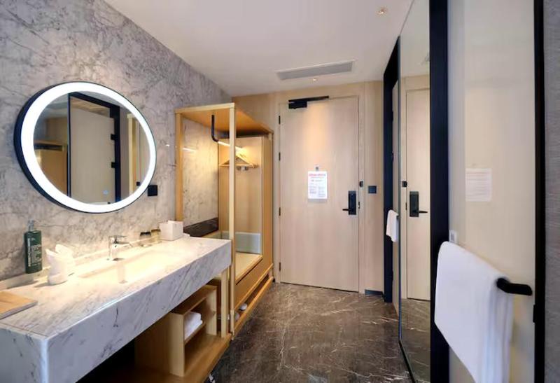 Hilton Garden Inn Huludao Longxing Road image