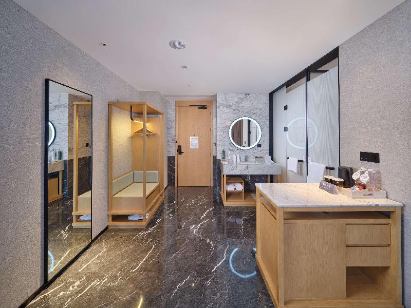 Hilton Garden Inn Huludao Longxing Road image