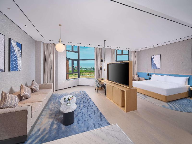 Hilton Garden Inn Huludao Longxing Road image