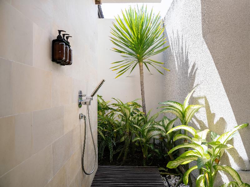 Cocana Resort Gili Trawangan image
