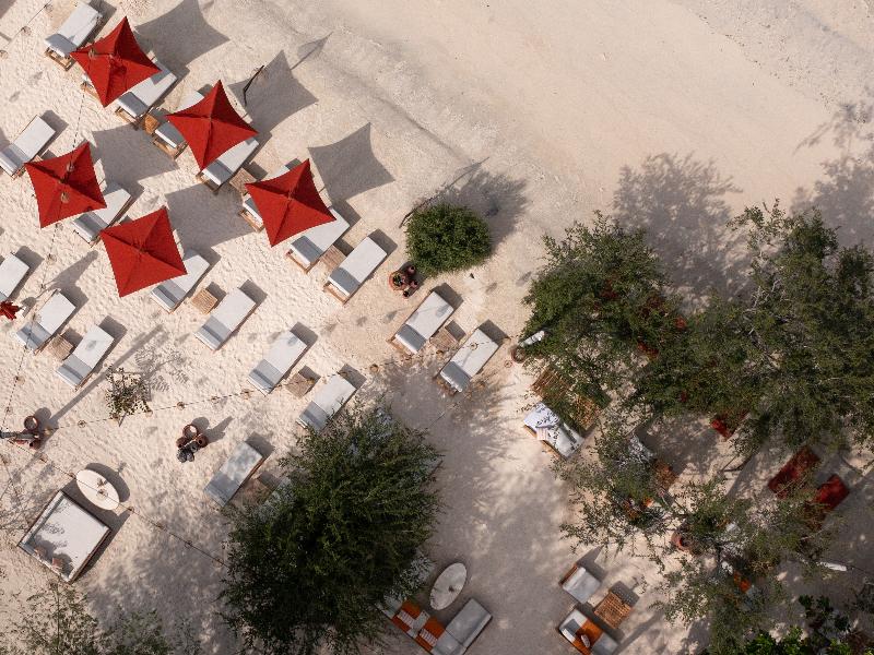 Cocana Resort Gili Trawangan image