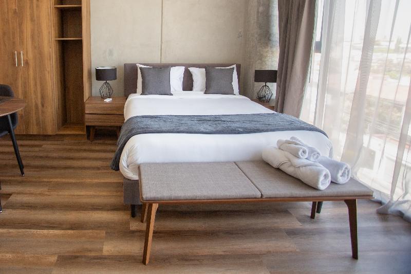 Suites Del Carmen image