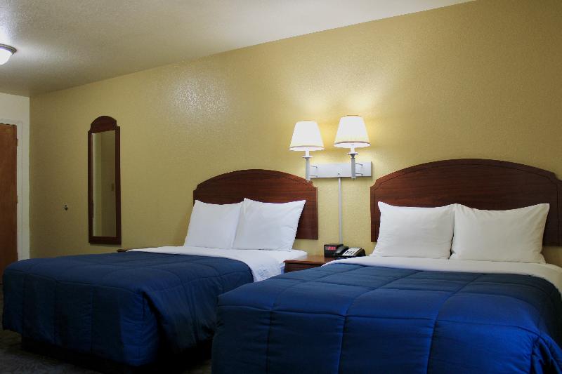 Candlelight Inn & Suites Hwy 69 Near Mcalester image