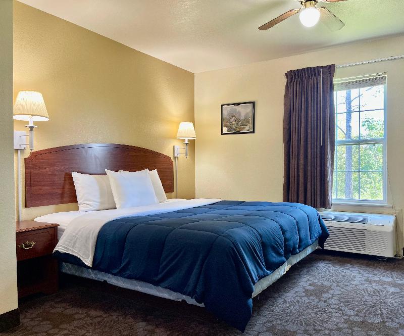 Candlelight Inn & Suites Hwy 69 Near Mcalester image