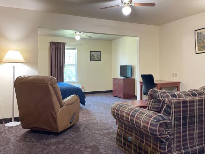 Candlelight Inn & Suites Hwy 69 Near Mcalester image