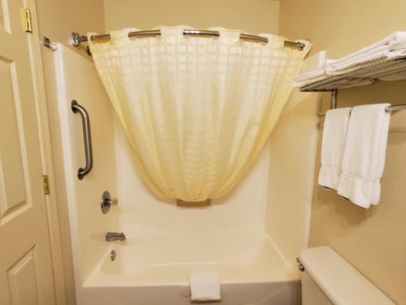 Candlelight Inn & Suites Hwy 69 Near Mcalester image