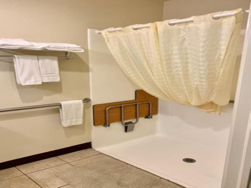 Candlelight Inn & Suites Hwy 69 Near Mcalester image