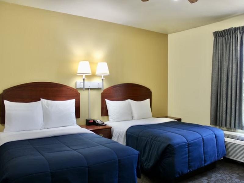 Candlelight Inn & Suites Hwy 69 Near Mcalester image