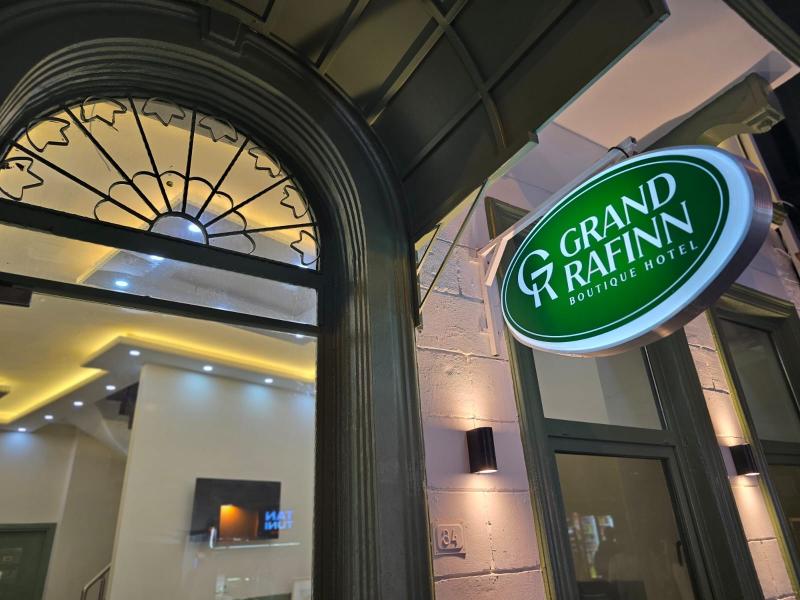 Grand Rafinn Hotel 5