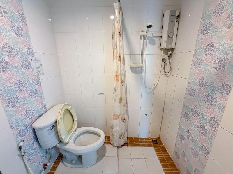 Budget Stars Hotel Chiang Mai image