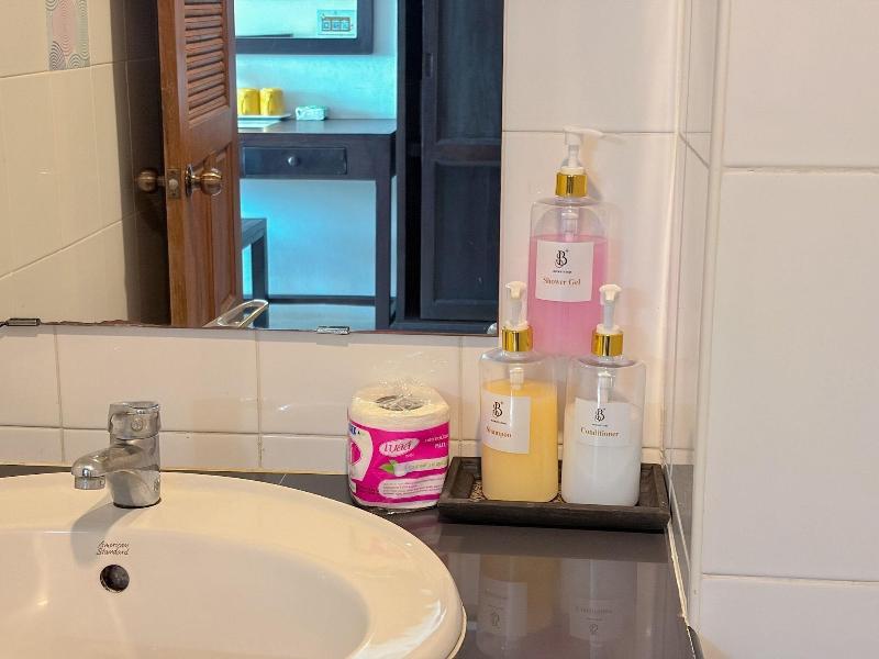 Budget Stars Hotel Chiang Mai image