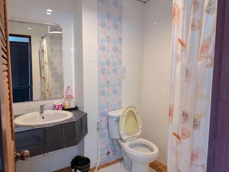 Budget Stars Hotel Chiang Mai image