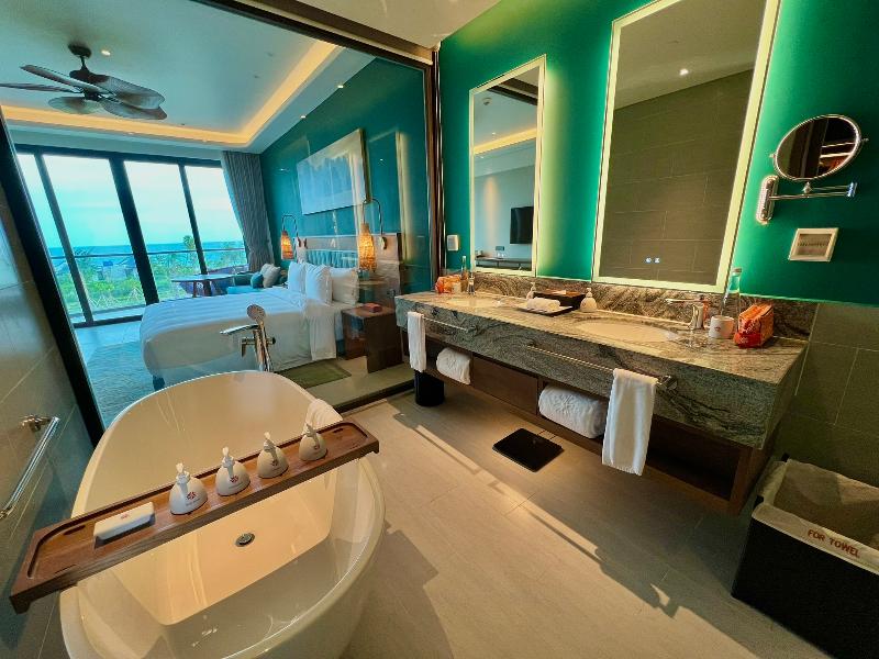 Angsana Quan Lan Ha Long Bay Hotel & Resort image