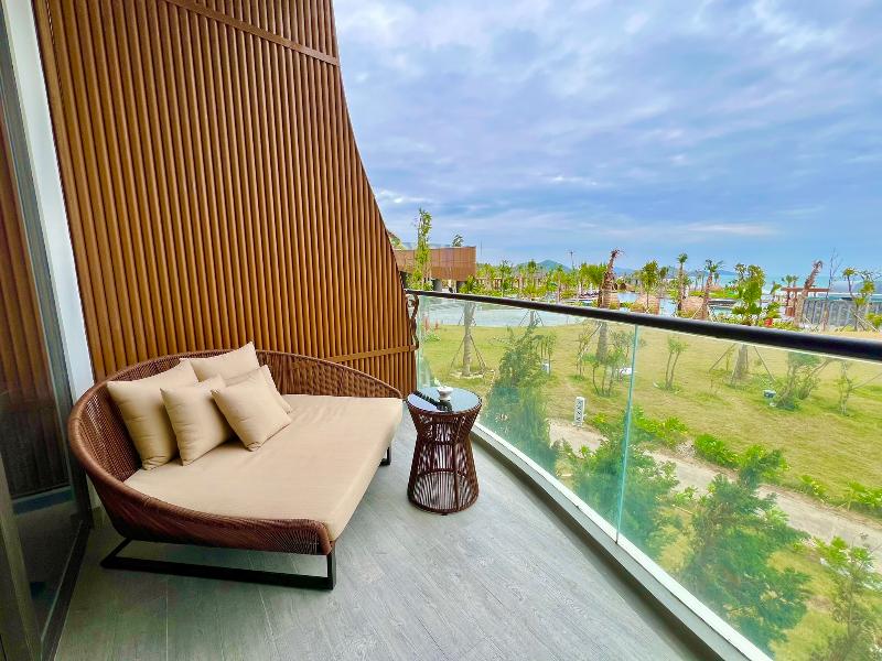 Angsana Quan Lan Ha Long Bay Hotel & Resort image