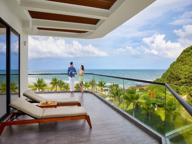 Angsana Quan Lan Ha Long Bay Hotel & Resort image