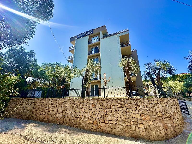 Akhdar Apartments image