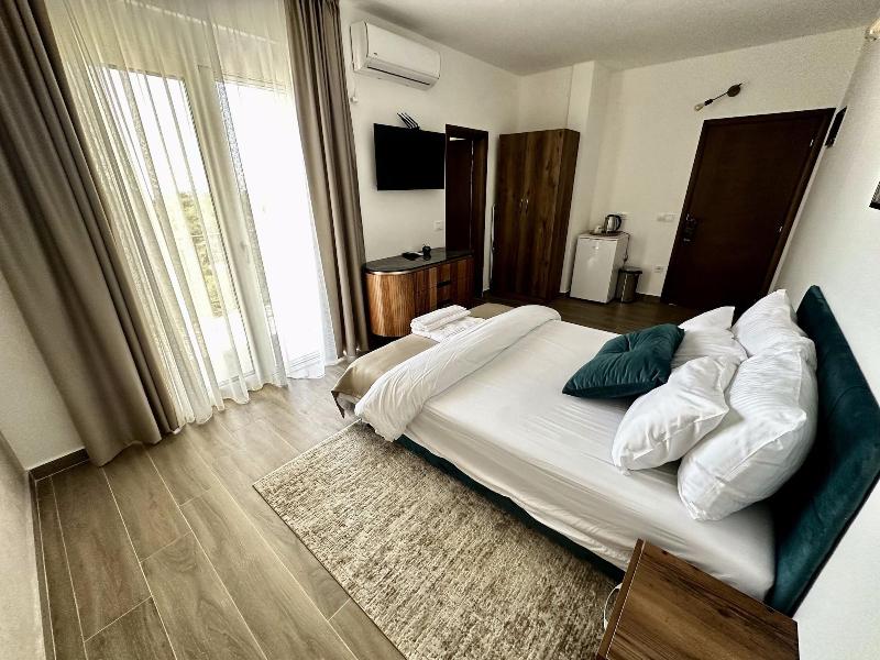 Akhdar Apartments image