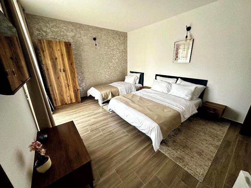 Akhdar Apartments image