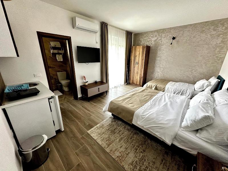Akhdar Apartments image