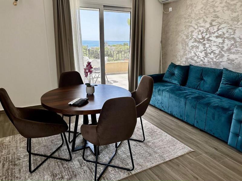 Akhdar Apartments image