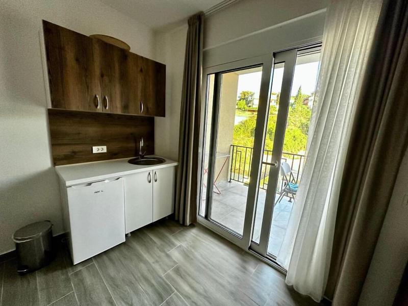 Akhdar Apartments image