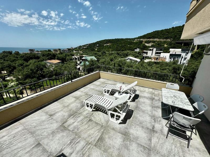 Akhdar Apartments image