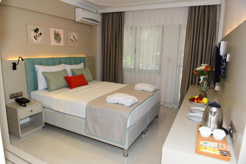 Rose Garden Premium Hotel