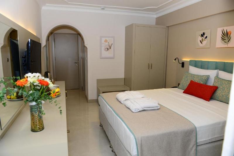 Rose Garden Premium Hotel