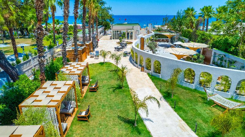 Rose Garden Premium Hotel