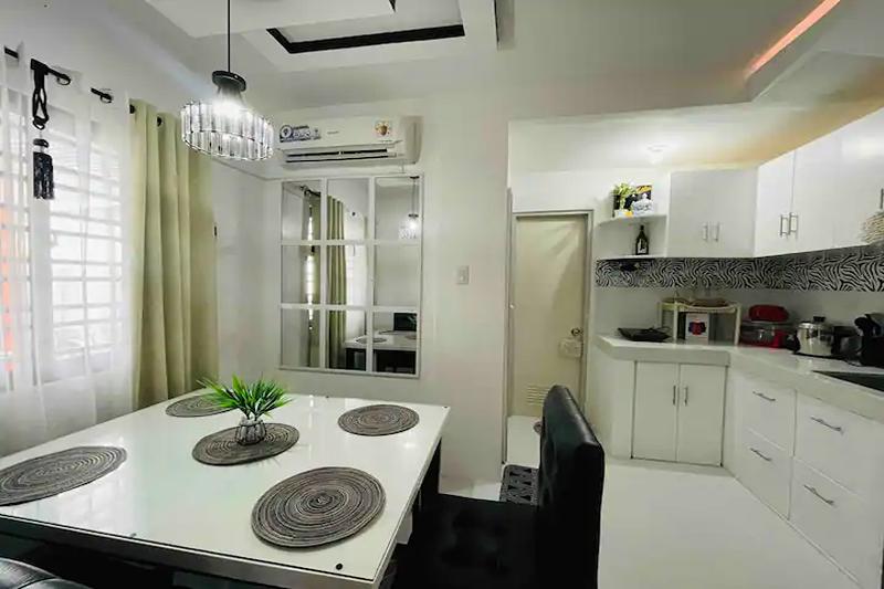 Shiella's Staycation House Cabanatuan By Zuzu image