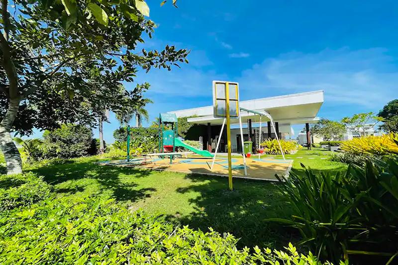 Shiella's Staycation House Cabanatuan By Zuzu image