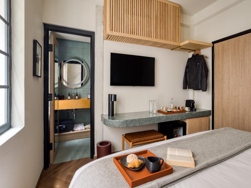 Rodona Hotel image