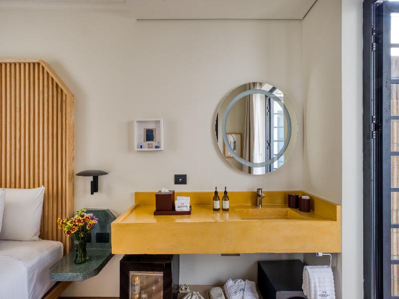 Rodona Hotel image