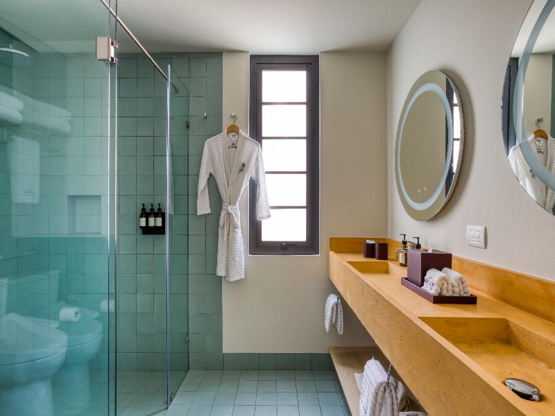 Rodona Hotel image