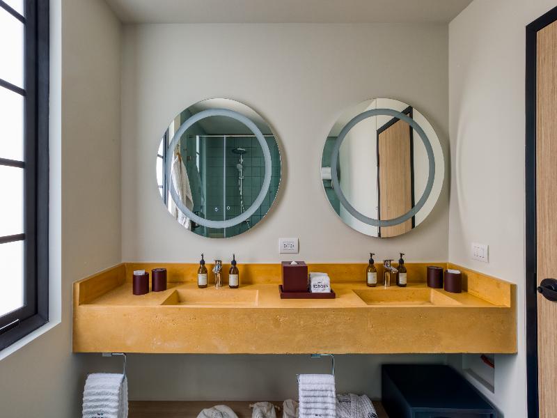 Rodona Hotel image