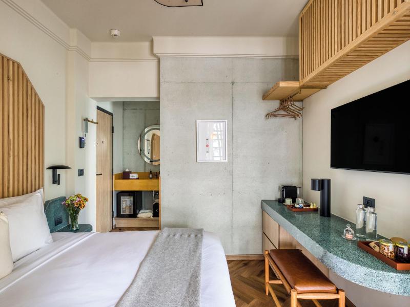 Rodona Hotel image