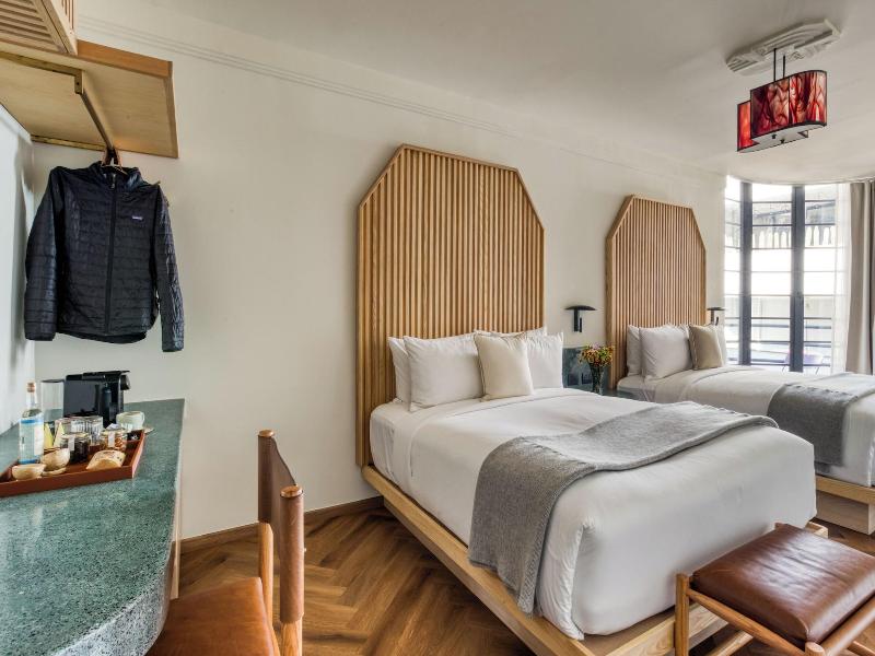 Rodona Hotel image