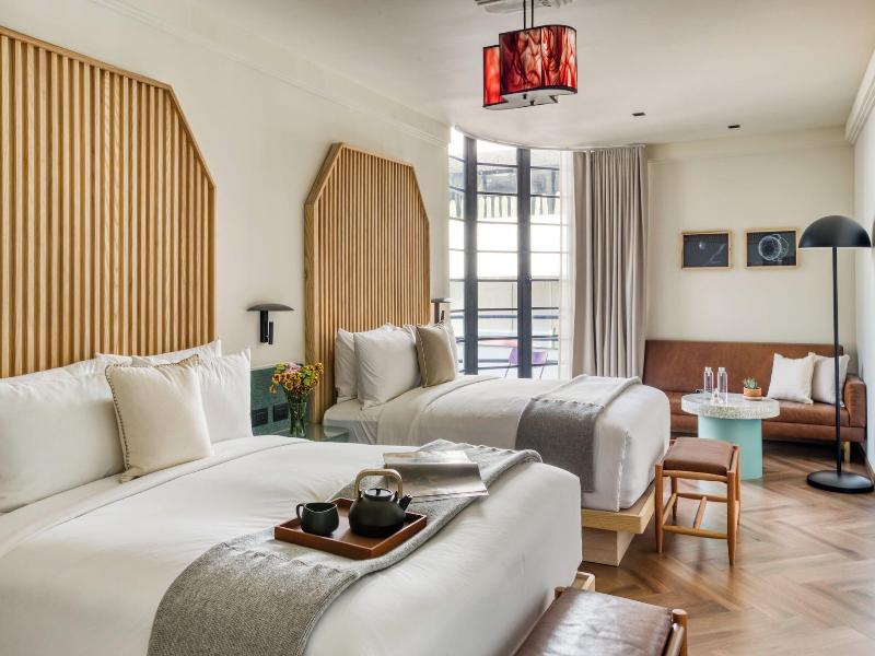 Rodona Hotel image