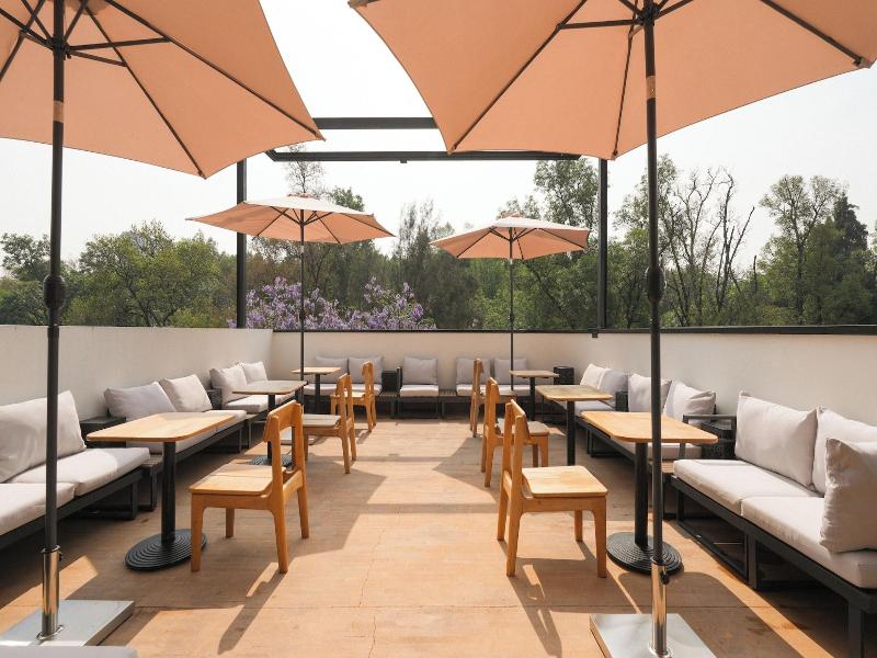 Rodona Hotel image