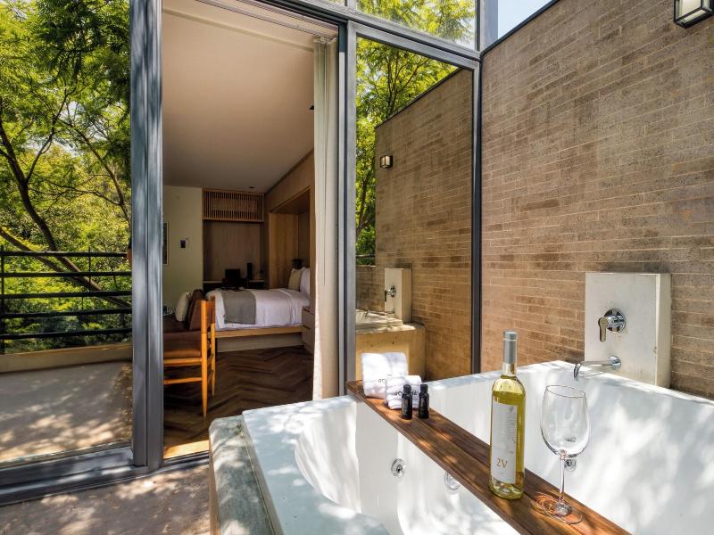 Rodona Hotel image