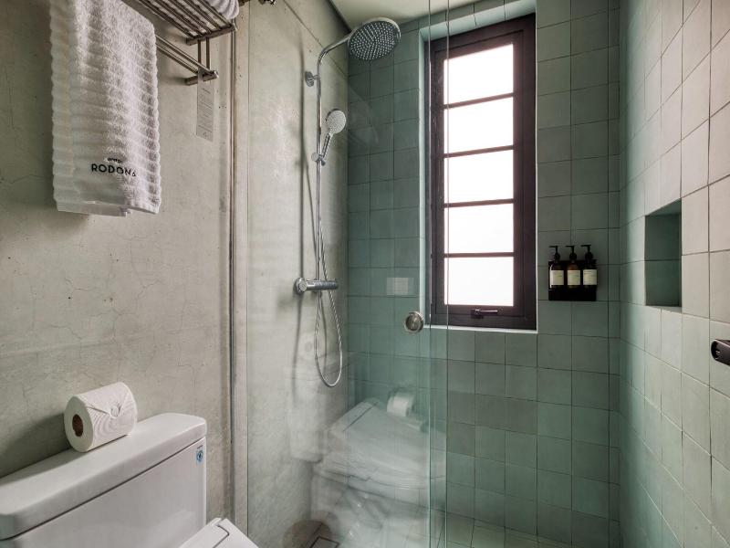 Rodona Hotel image