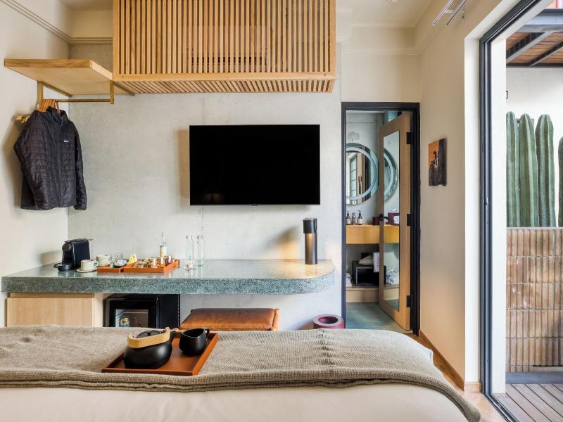Rodona Hotel image