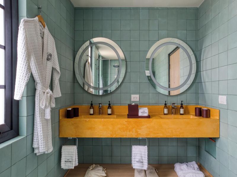 Rodona Hotel image