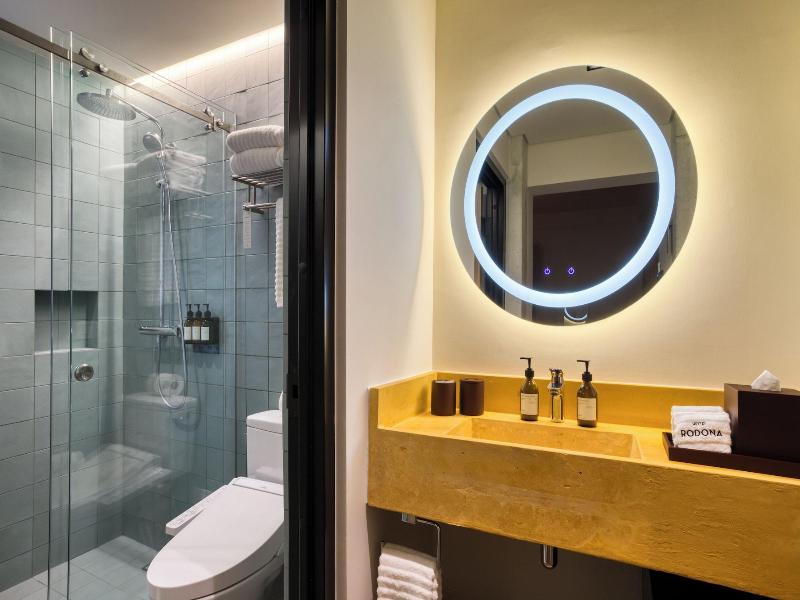 Rodona Hotel image