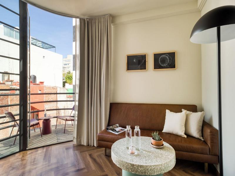 Rodona Hotel image