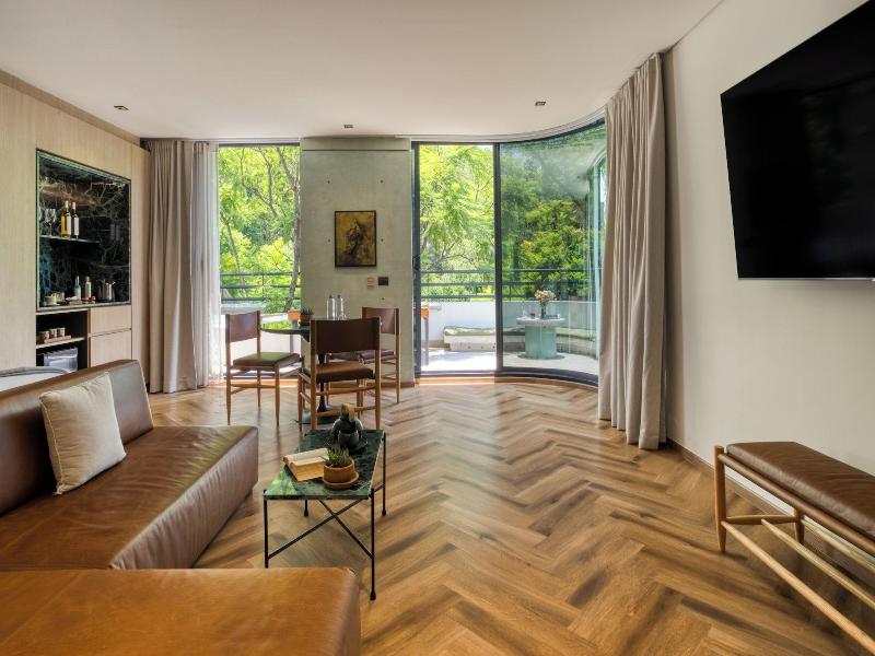 Rodona Hotel image