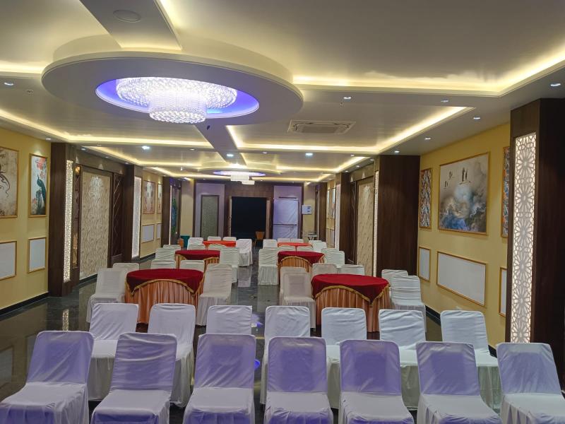 Hotel Wings Grand image